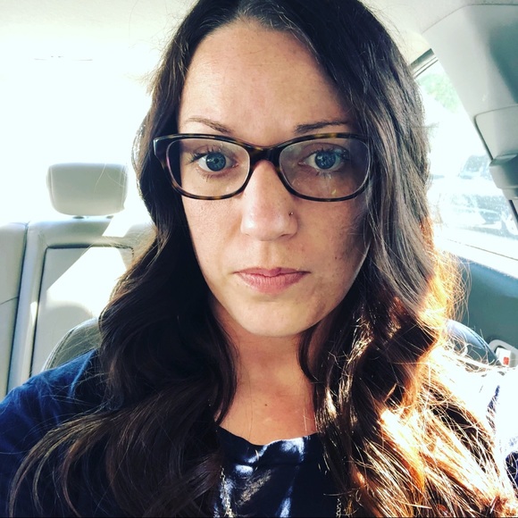 Meet your Posher, Briana - Picture 2 of 4